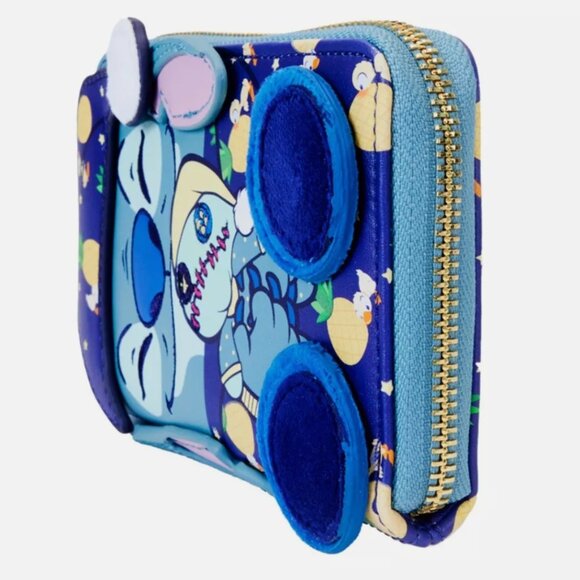 SDCC Limited Edition Bedtime Stitch Glow Mini Backpack and Wallet main image 12
